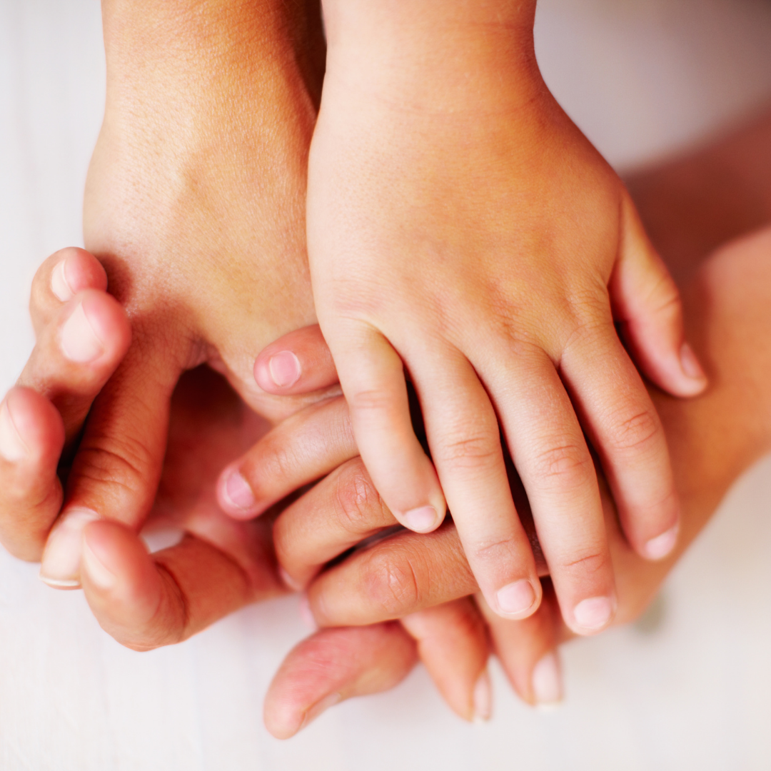 Wie man Social Media Gespräche zwischen Eltern und Teens verbessern kann.